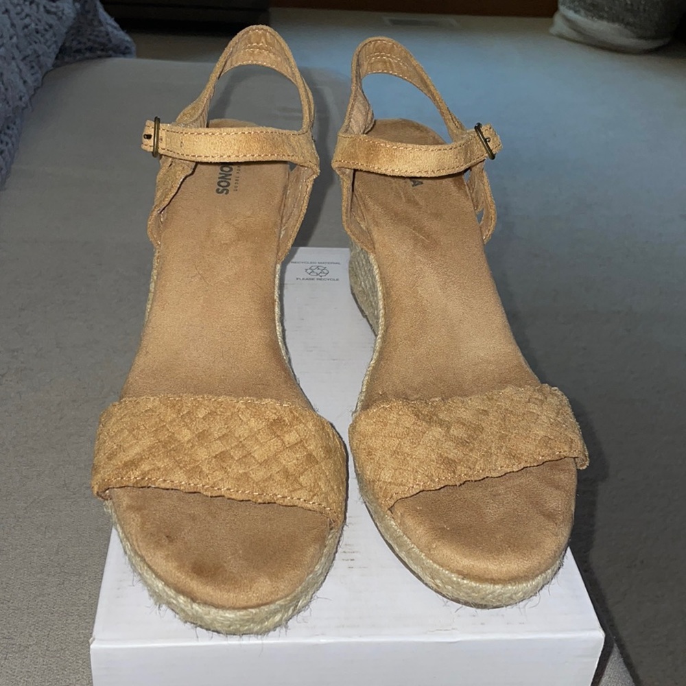 Sonoma Snanettan Wedge Sandal - size 10